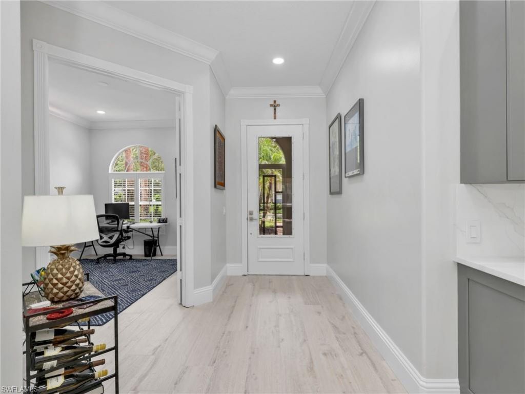 5902 Bermuda Ln, Naples, FL 34119 Photo