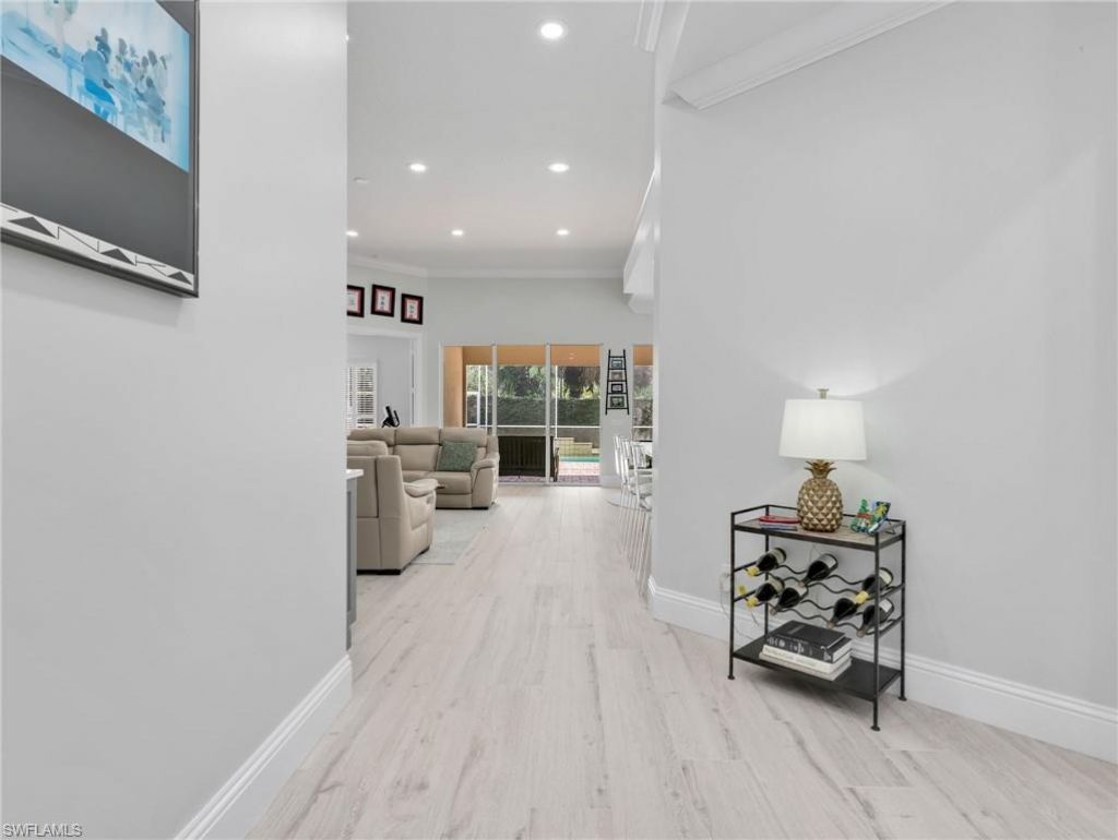 5902 Bermuda Ln, Naples, FL 34119 Photo