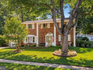 6813 LANDOR LANE, SPRINGFIELD, VA 22152