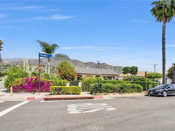 2305 Sesmas Street, Duarte, CA 91010