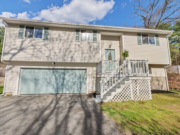 1 East St, North Reading, MA 01864