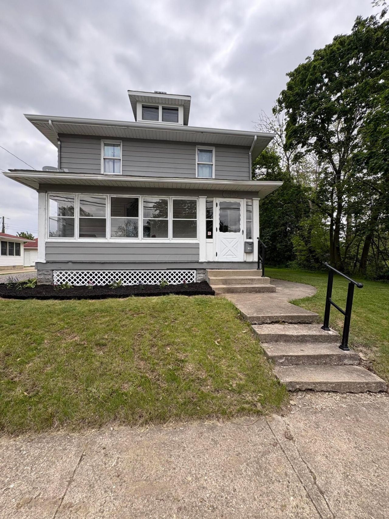 160 Elm Street , London, OH 43140 Main Photo