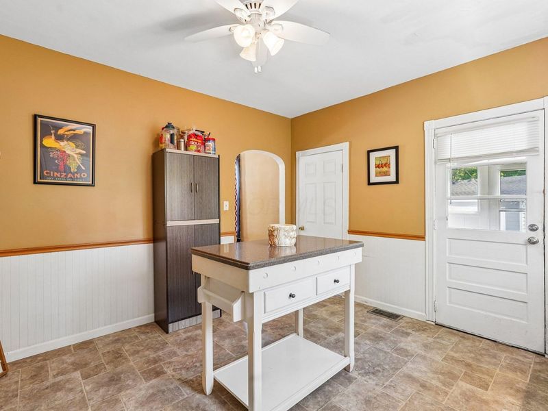 160 Elm Street, London, OH 43140 Photo 18