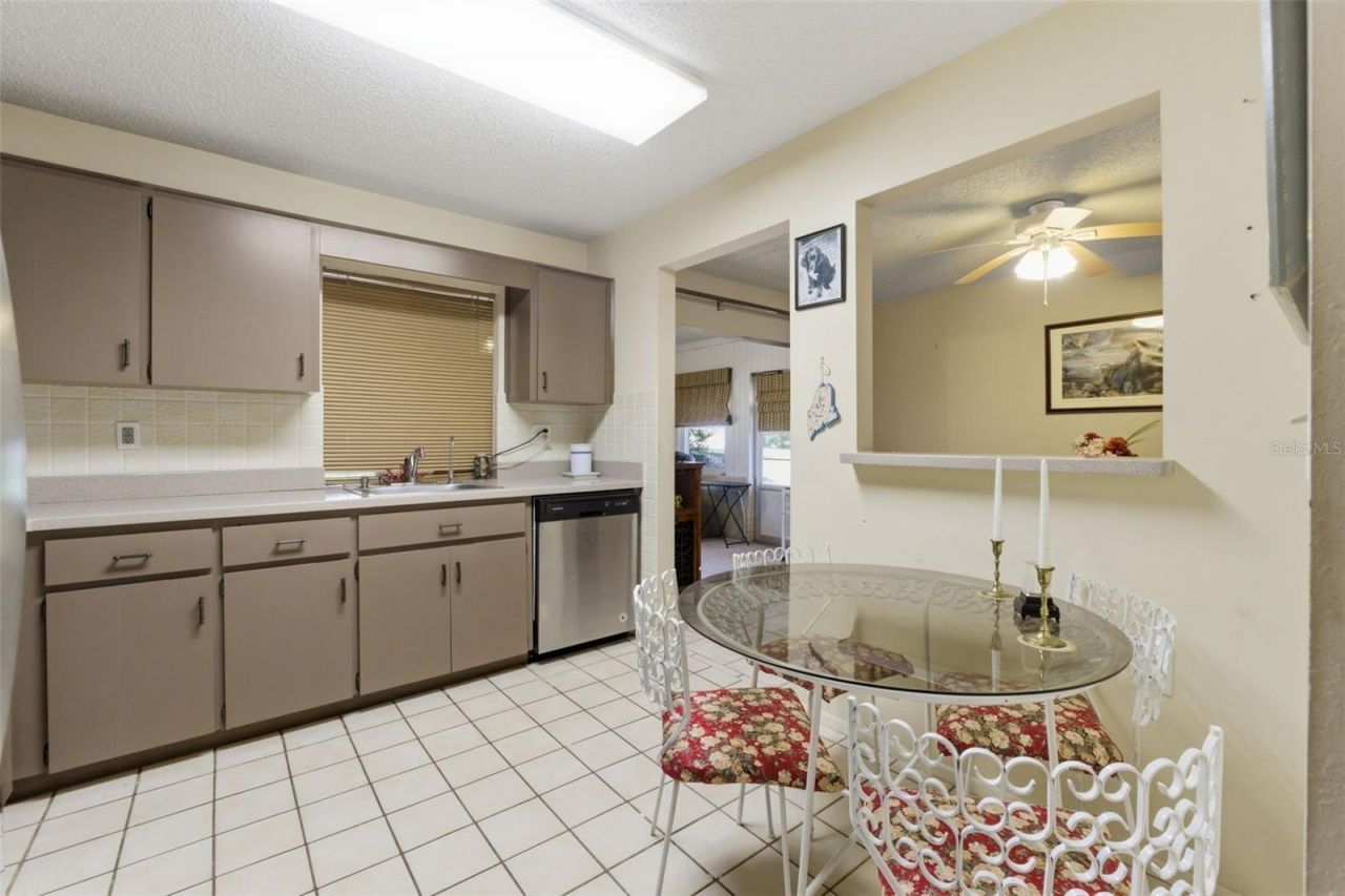 10636 Salamanca Drive , Port Richey, FL 34668 Photo