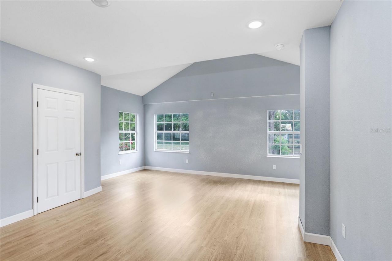 310 S Delaney Avenue , Avon Park, FL 33825 Photo