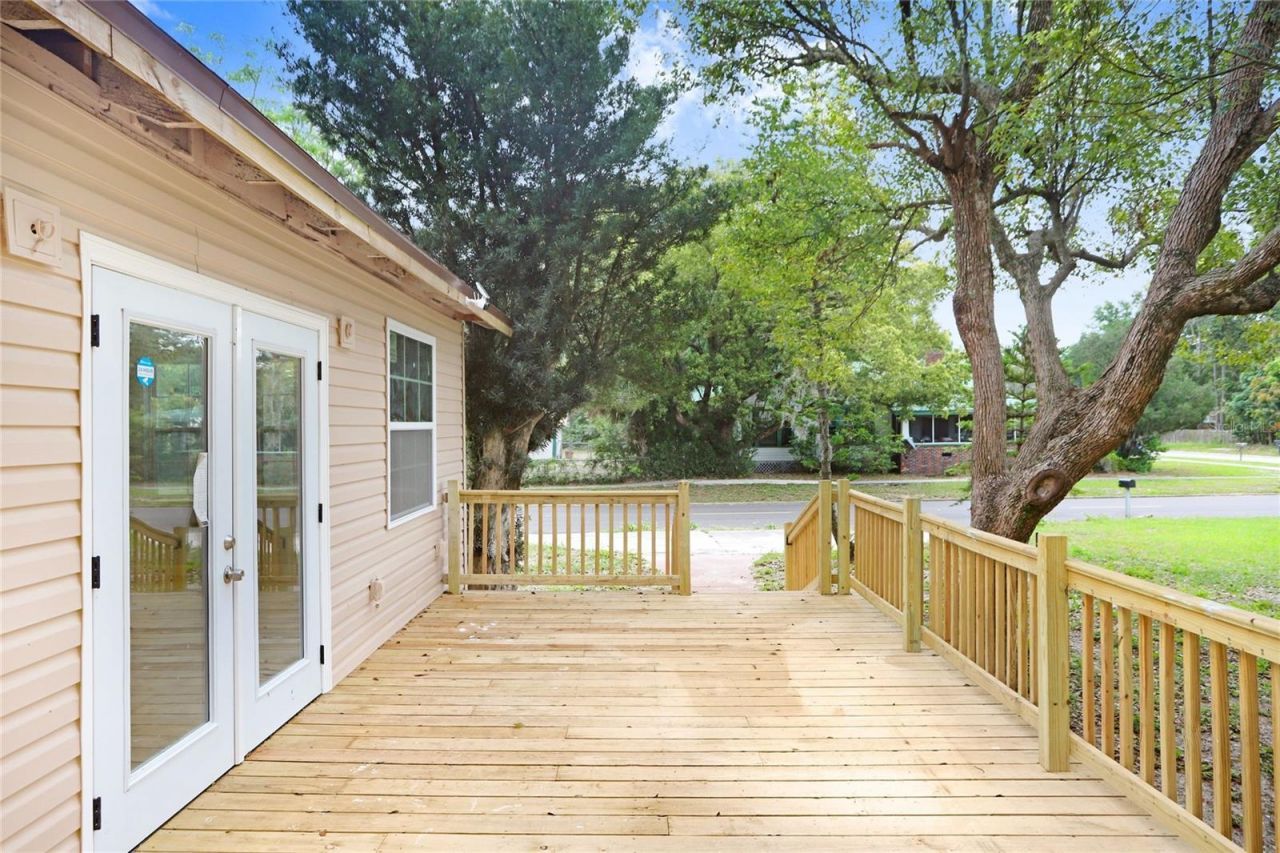 310 S Delaney Avenue , Avon Park, FL 33825 Photo