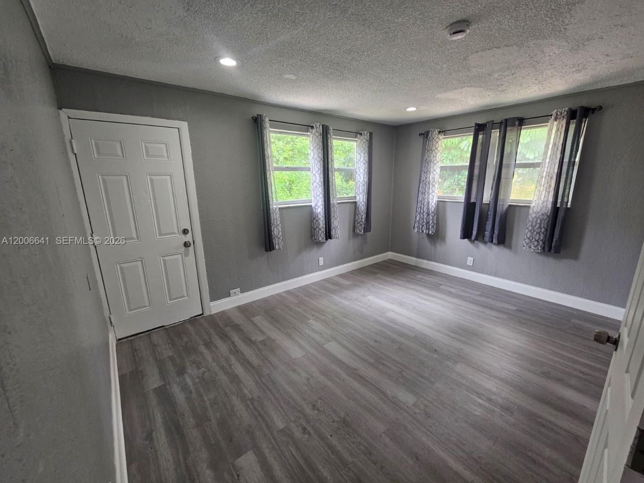 1118 NW 43rd Ter, Lauderhill, FL 33313 Photo