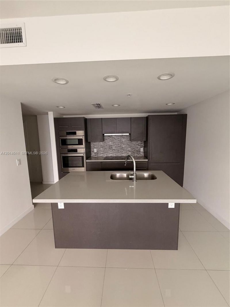 7875 NW 107th Ave, Unit 617, Doral, FL 33178 Photo
