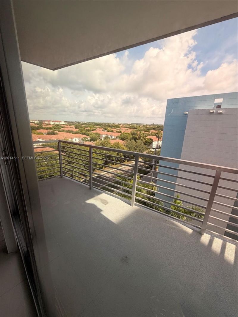 7875 NW 107th Ave, Unit 617, Doral, FL 33178 Photo