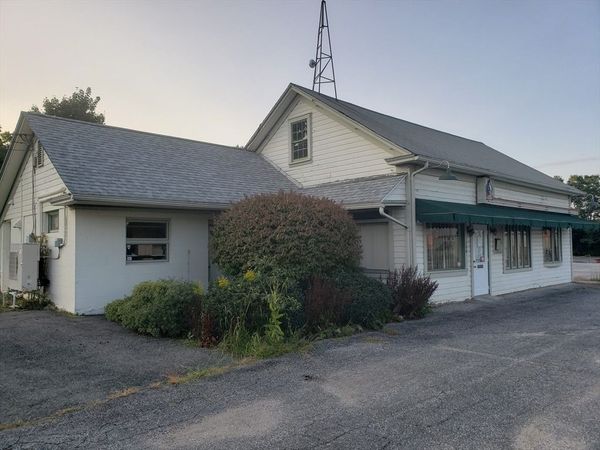 100 Northampton Street, Easthampton, MA 01027