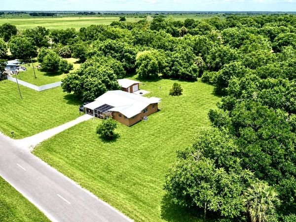 7815 NW 86th Court, Okeechobee, FL 34972