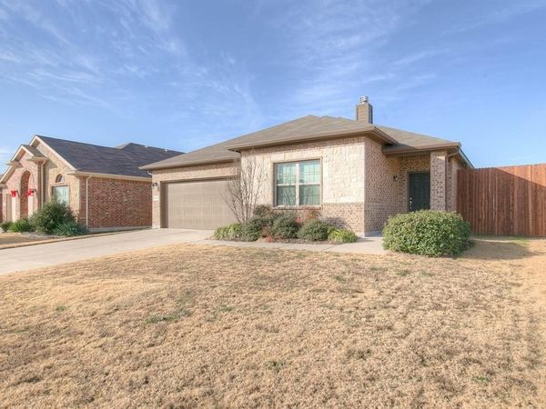 1205 Glen Court, Weatherford, TX 76087