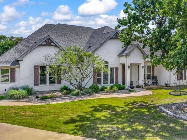 206 El Dorado Trail, Millsap, TX 76066