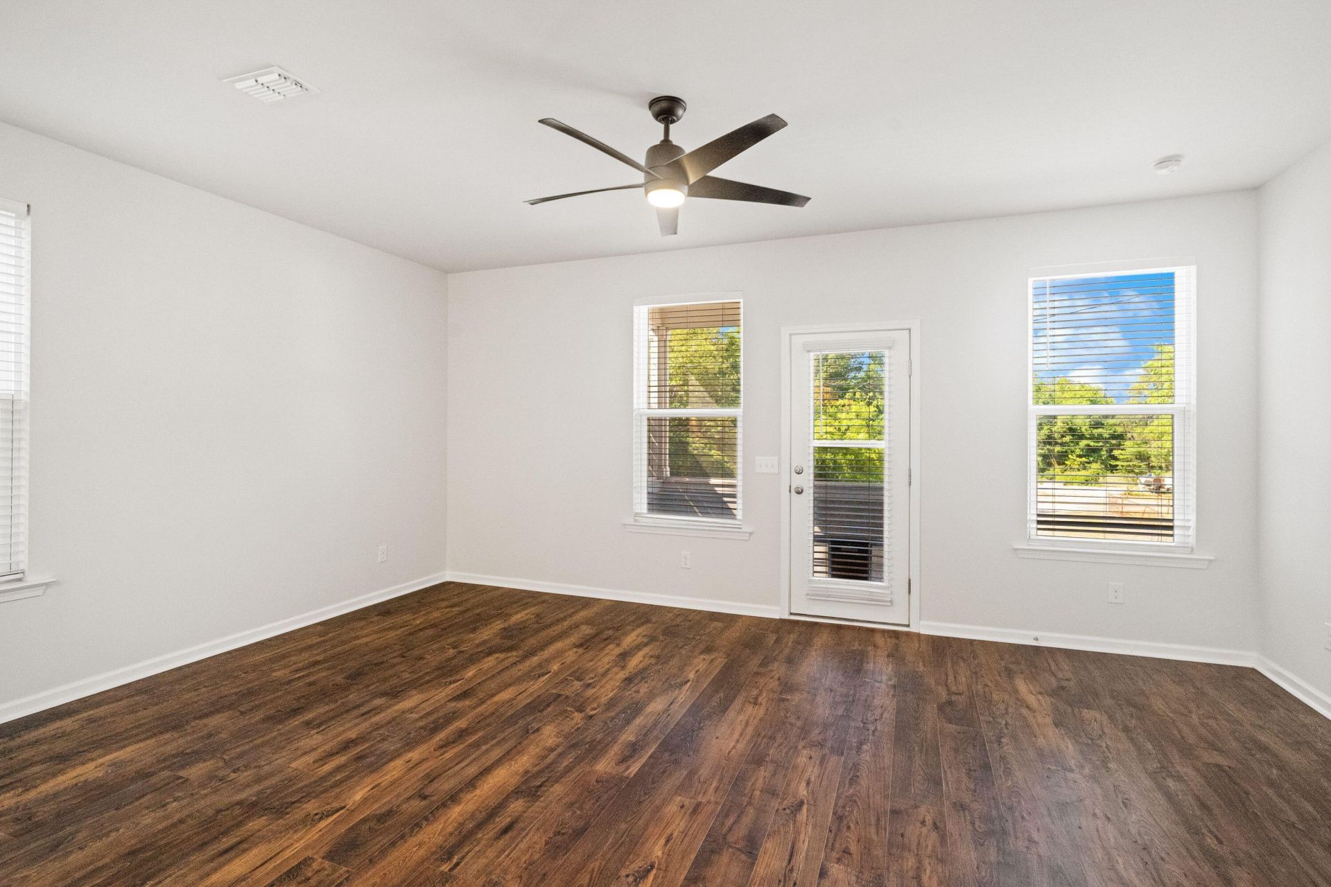 101 Rowans Creek Drive Photo 11