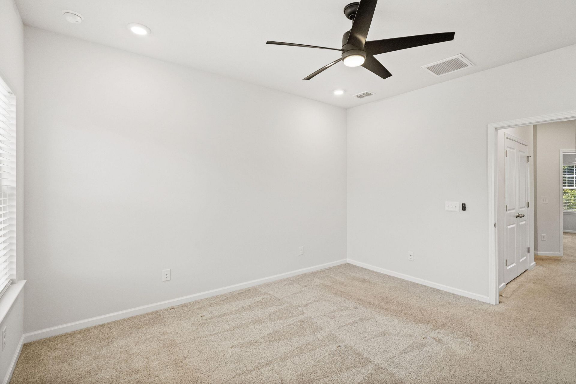 101 Rowans Creek Drive Photo 23