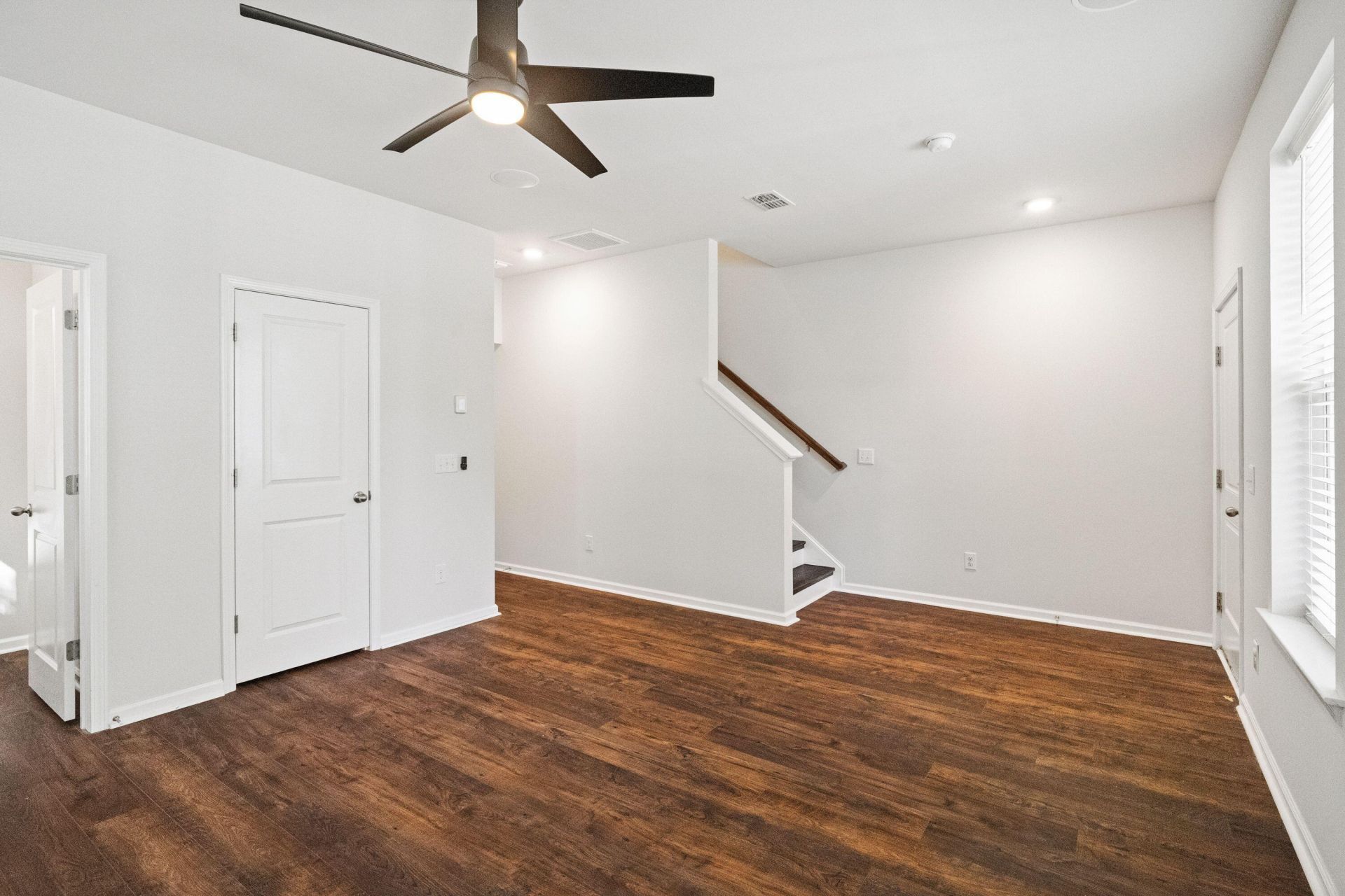 101 Rowans Creek Drive Photo 9