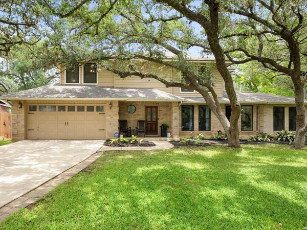 421 SKYFOREST DR, Hollywood Park, TX 78232