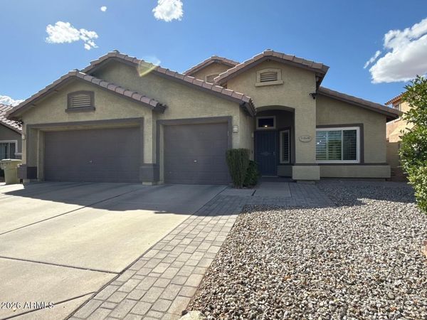 5368 W TARO Lane, Glendale, AZ 85308