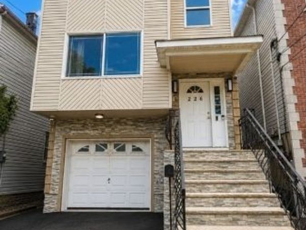 226 Bond St, Unit 1, Elizabeth, NJ 07206