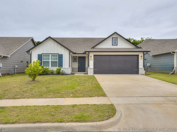 3625 E Quebec Street , Broken Arrow, OK 74014