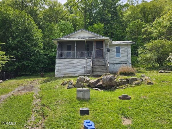 2104 Exeter Road, Appalachia, VA 24216