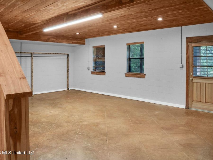Property Image 62