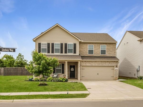 2001 Lindsey Way , Lebanon, TN 37087