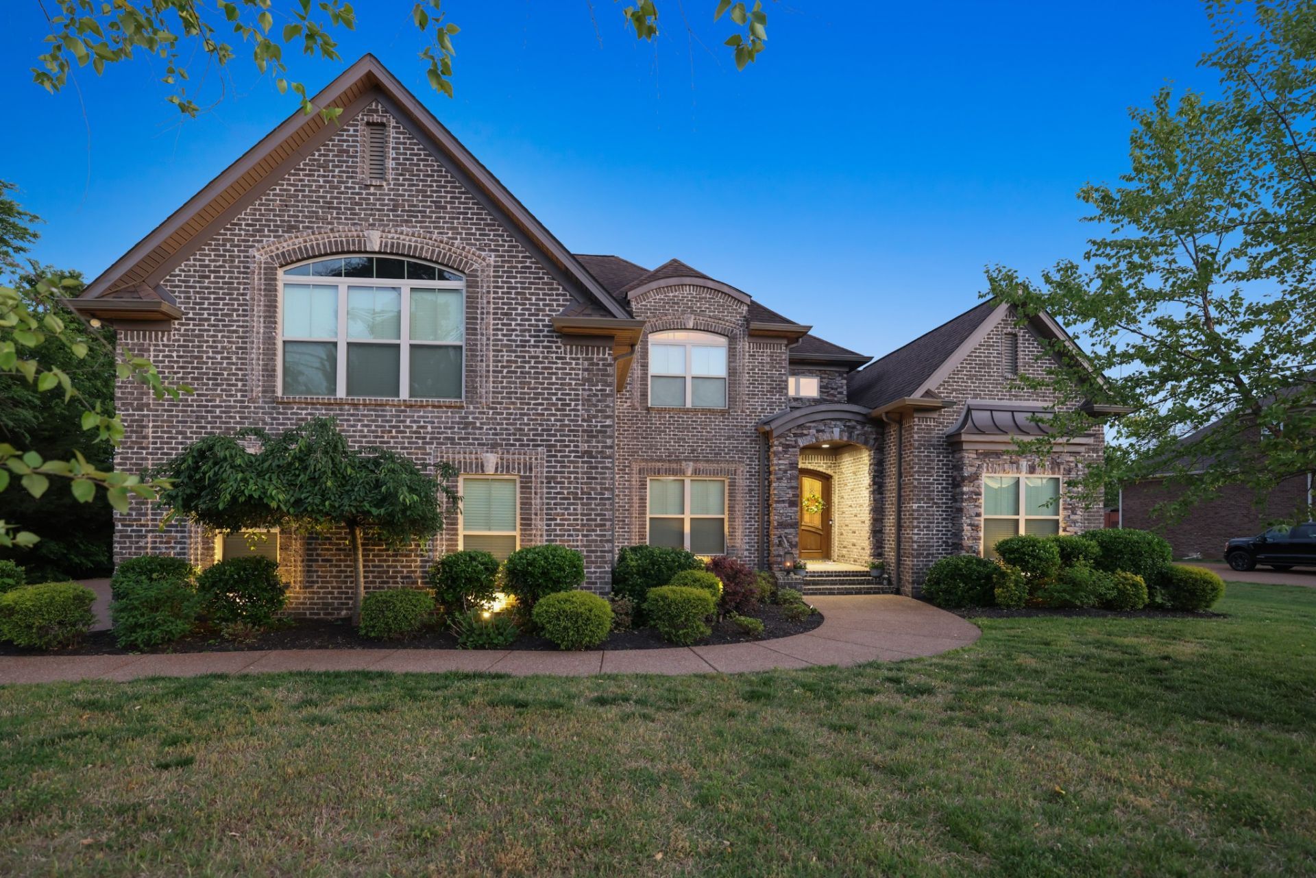 906 Harrisburg Ln, Mount Juliet, TN 37122 Main Photo