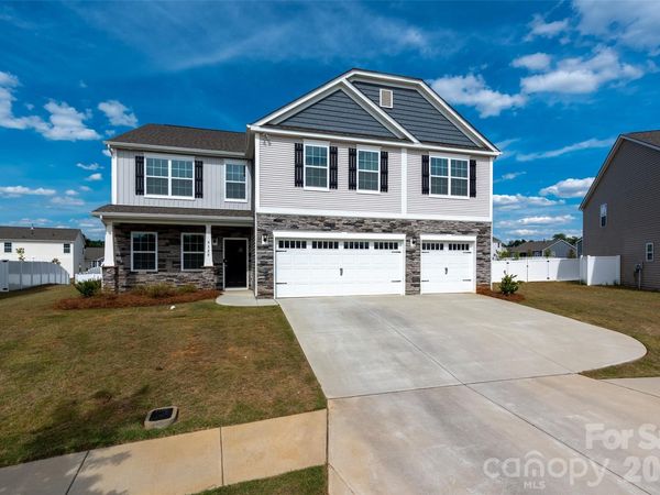 9529 Cotswood Place, Gastonia, NC 28056