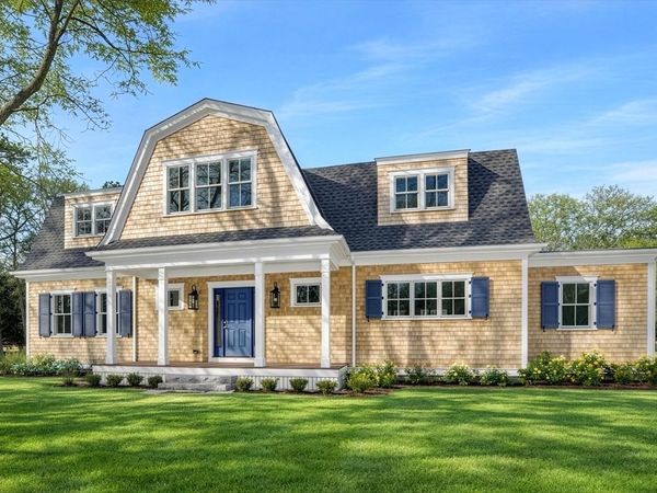 9 Marthas Way, Edgartown, MA 02539