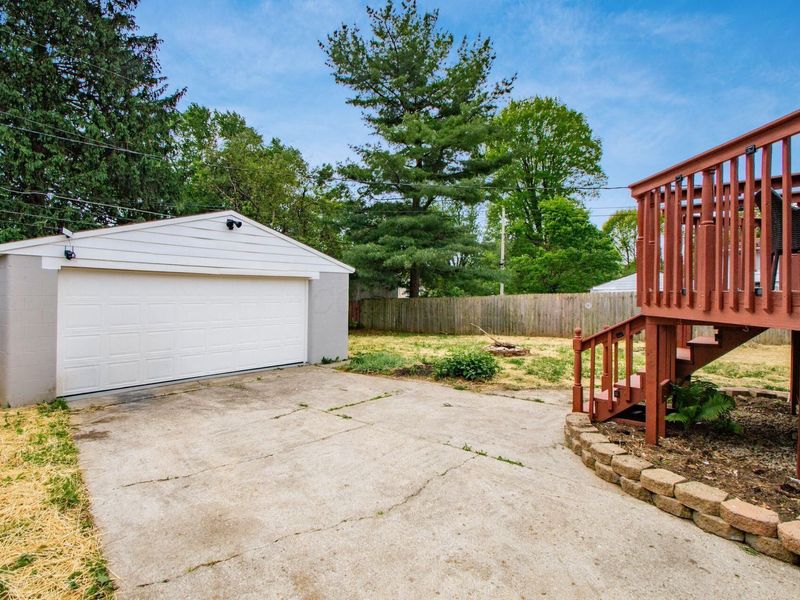 4969 Comstock Drive, Columbus, OH 43232 Photo 41