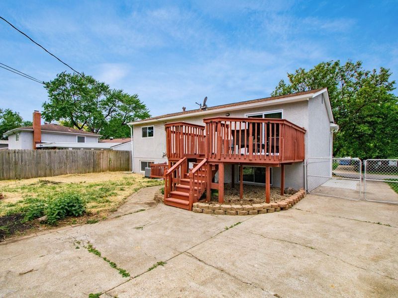 4969 Comstock Drive, Columbus, OH 43232 Photo 42