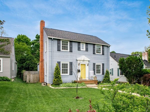 197 W Henderson Road, Columbus, OH 43214