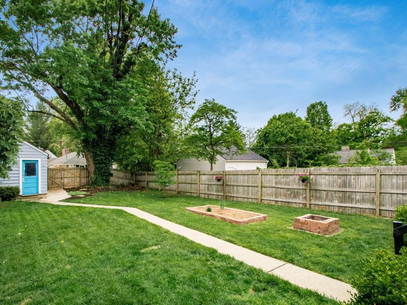 197 W Henderson Road, Columbus, OH 43214 Photo 37