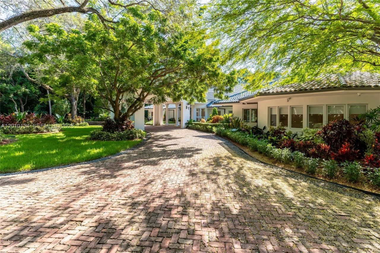 9400 Old Cutler Rd , Coral Gables, FL 33156 Photo