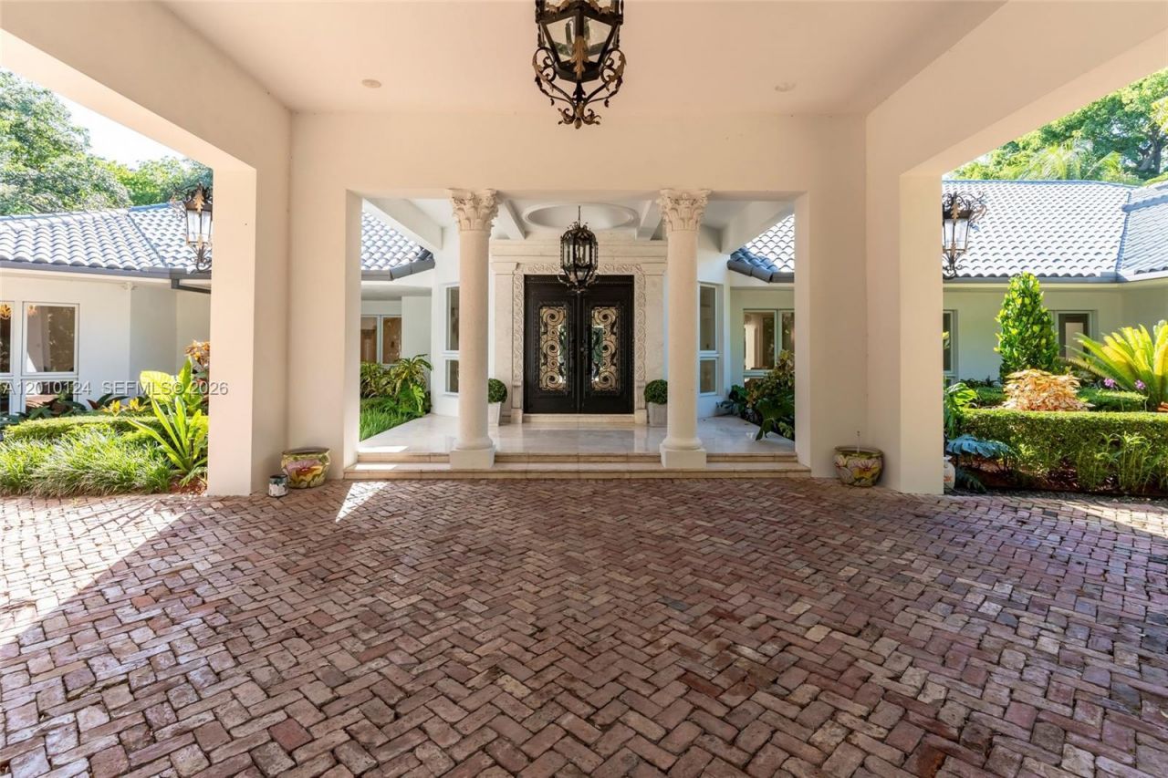 9400 Old Cutler Rd , Coral Gables, FL 33156 Photo