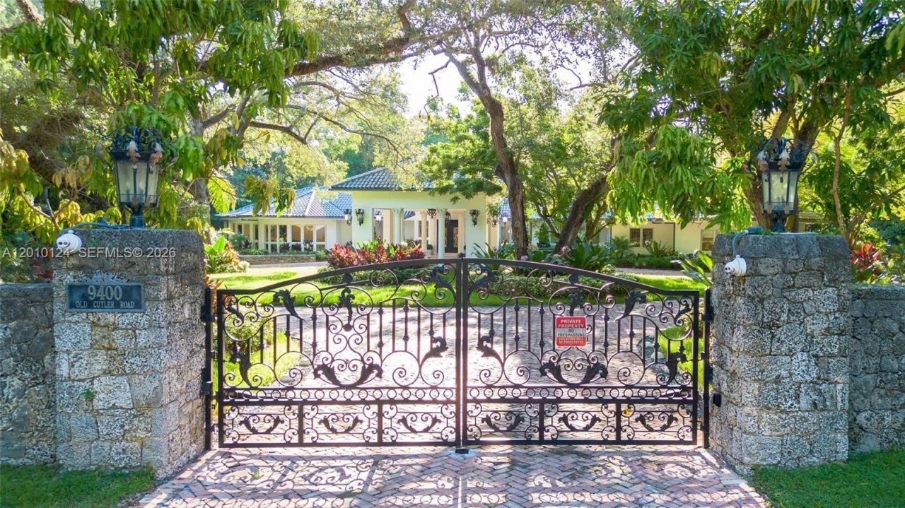 9400 Old Cutler Rd , Coral Gables, FL 33156 Photo