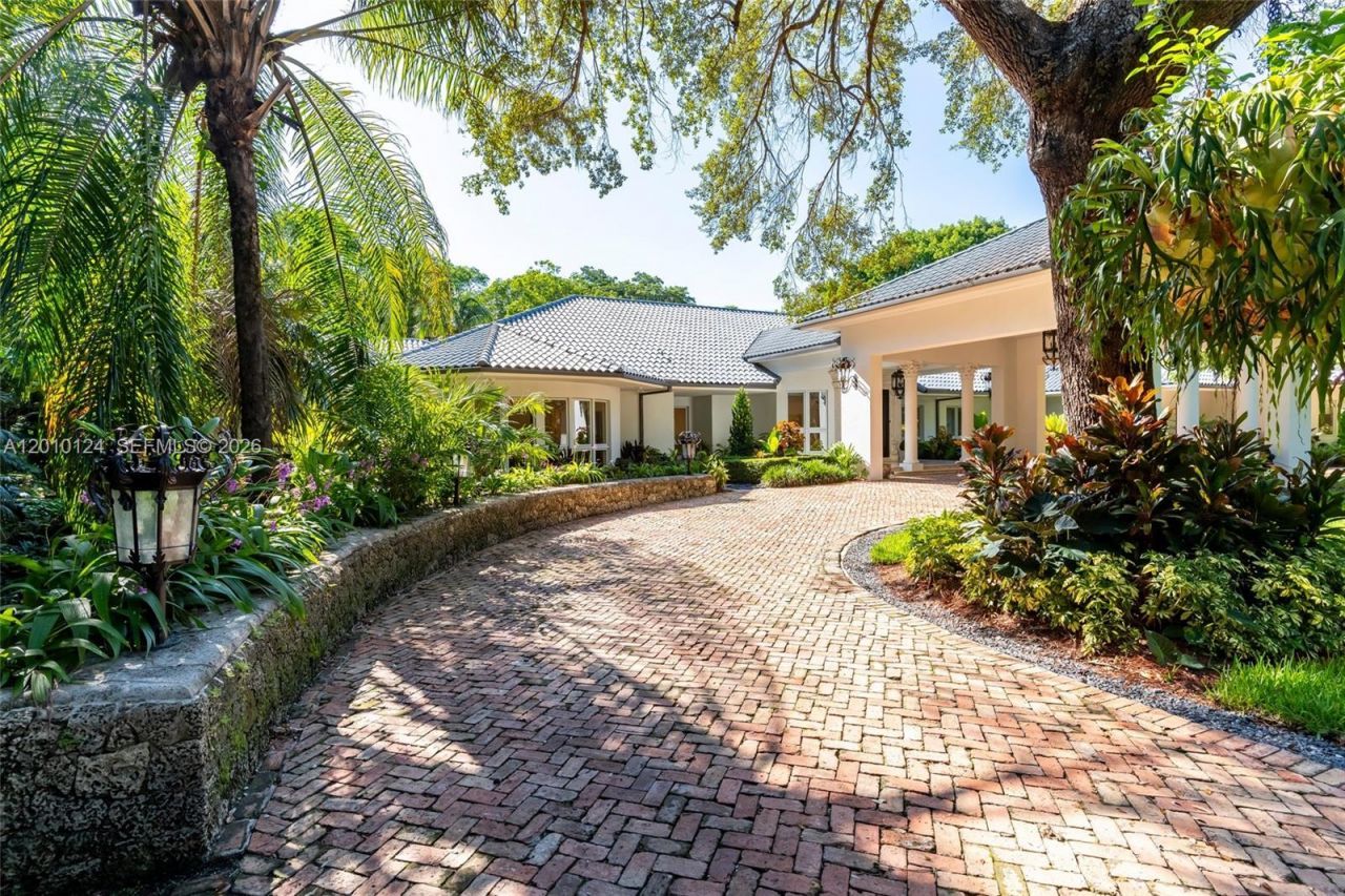 9400 Old Cutler Rd , Coral Gables, FL 33156 Photo