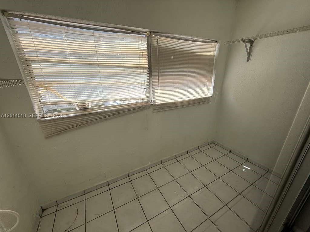 6055 W 19th Ave, Unit 215, Hialeah, FL 33012 Photo