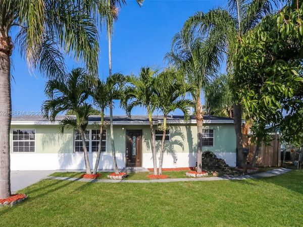 1357 Drexel Rd , West Palm Beach, FL 33417