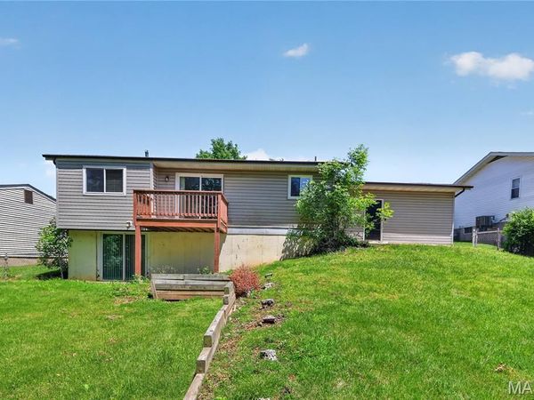 12109 La Padera Lane , St Louis, MO 63033