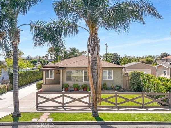2114 Orange Avenue, Santa Ana, CA 92707