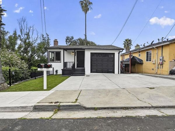 24657 Leona Dr, Hayward, CA 94542