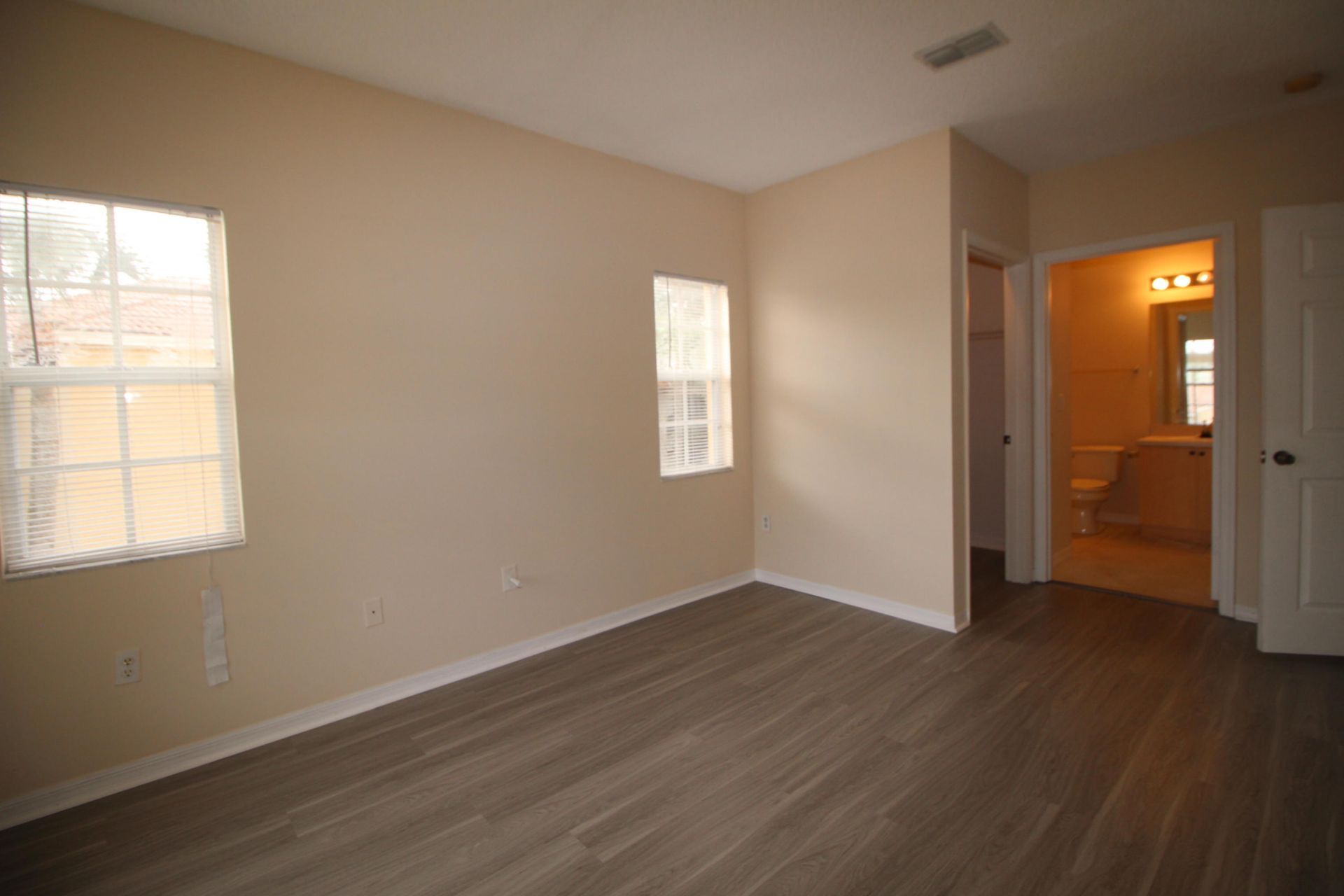 10360 S Fox Trail Road, Unit 1602, Royal Palm Beach, FL 33411 Photo