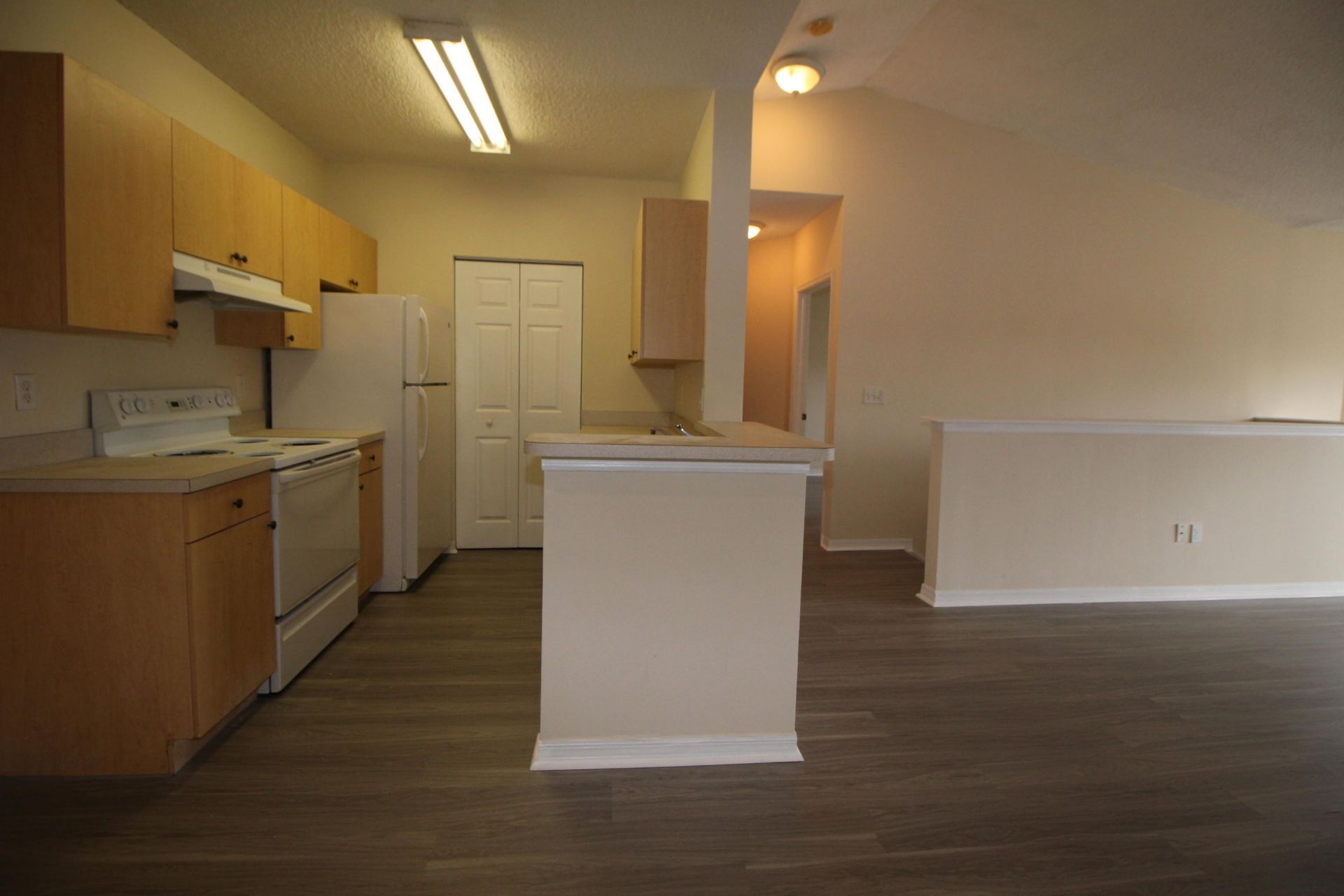10360 S Fox Trail Road, Unit 1602, Royal Palm Beach, FL 33411 Photo