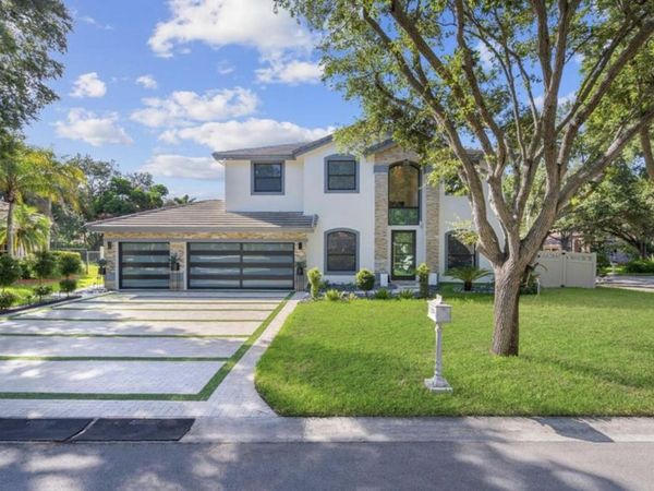 1254 NW 102nd Way, Coral Springs, FL 33071