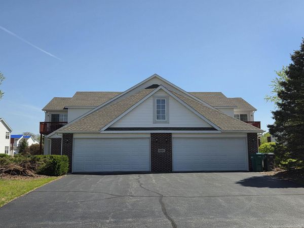 10205 MONARCH Road, ROSCOE, IL 61073