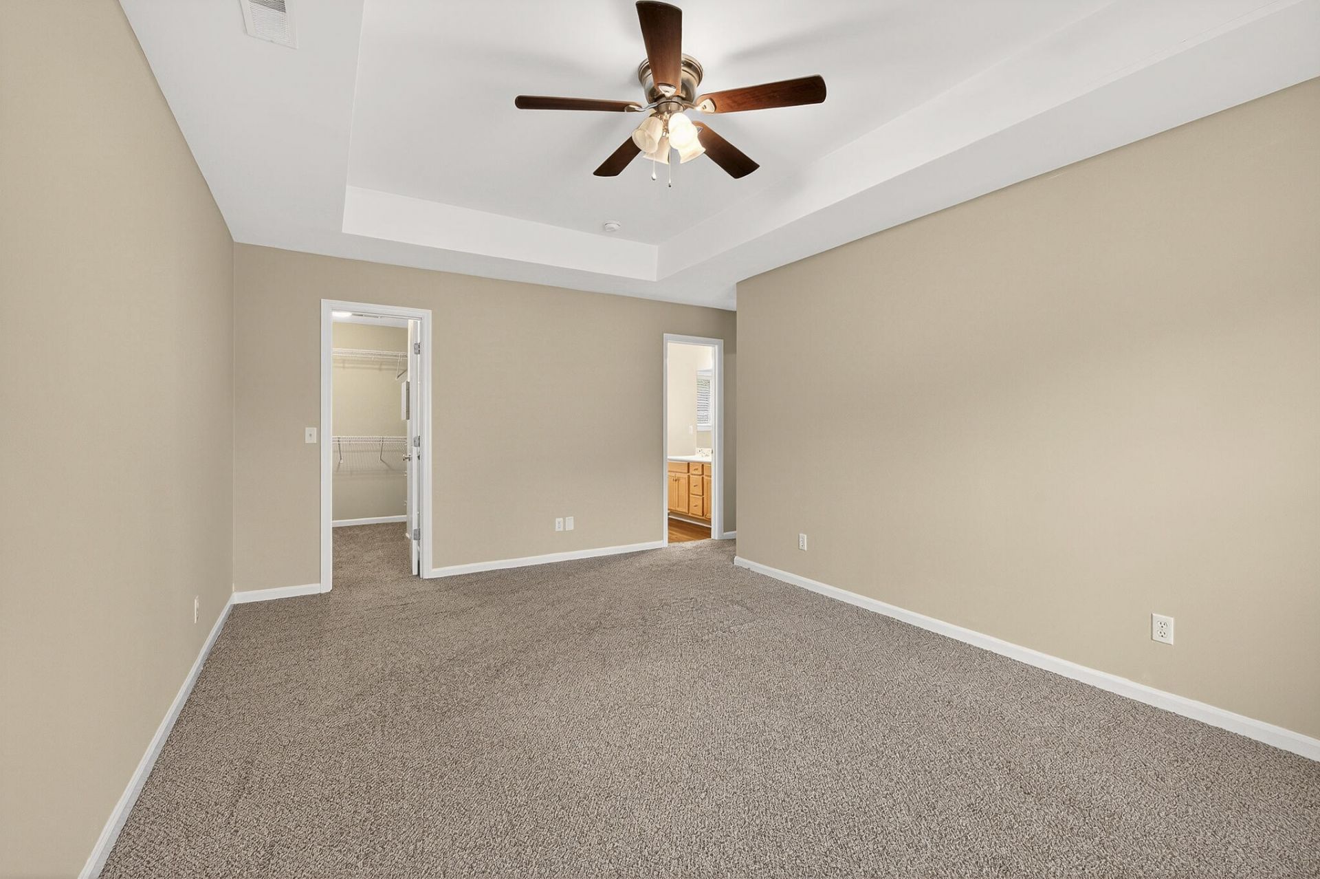 176 Thousand Oaks Circle Photo 13