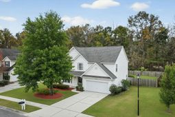 176 Thousand Oaks Circle photo 4