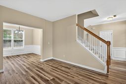 176 Thousand Oaks Circle photo 4